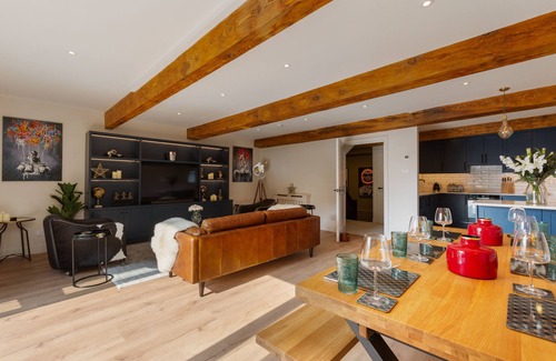 Bray Apartment | Luxury Spacious Penthouse Apartment