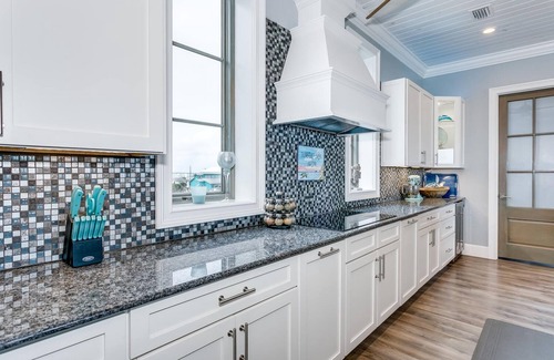 Villa Segunda House | LUXURY, SPACIOUS BEACH HOUSE! 5 Bedrooms & 7 Baths, Pool, Hot tub, Game room.