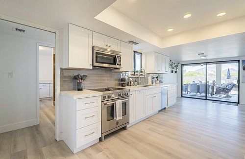 Stonegate House | Luxury Spanish Dream Home With Heated Pool, Hot Tub, Amazing Views + Pickleball!