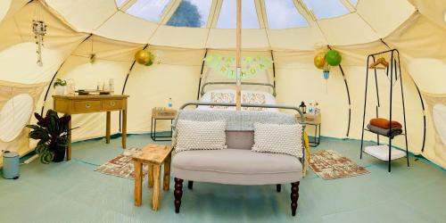 Trefeglwys Other | Luxury Stargazing Glamping - Seren Hardd with Hot Tub