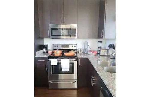 Saint Marys  Allen County Apartment | LUXURY STAY in a SPACIOUSLY LAVISH 1BR, 1BA.