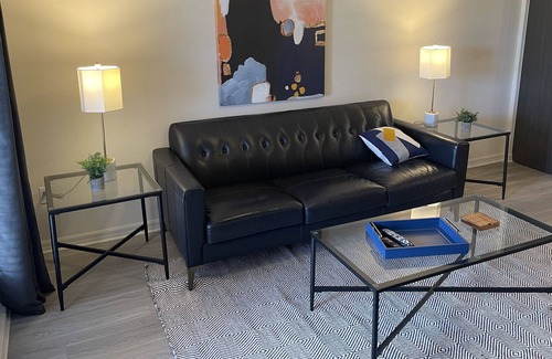 Sun Bay South Apartment | Luxury Stay in the Bay