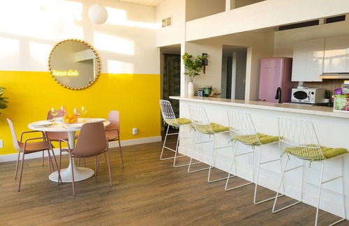 Loma Alta House | Luxury Stay: King Bed, Hot Tub, Game Room, Outdoor Dining, 5 Miles from Beach