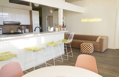 Loma Alta House | Luxury Stay: King Bed, Hot Tub, Game Room, Outdoor Dining, 5 Miles from Beach