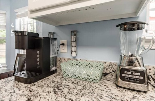 Madison House | Luxury Stay - Office-Pet's Welcone!