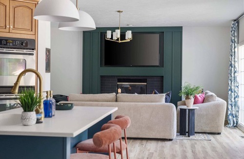 West Omaha House | Luxury Stay, Prime Spot, Games, BBQ & Fenced Yard