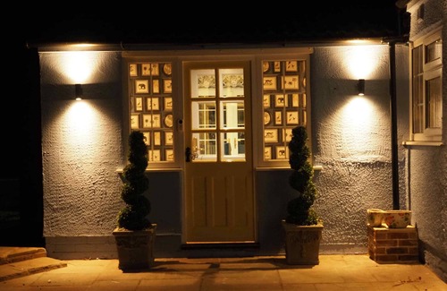 Northallerton House | Luxury Stay w/Hot Tub, Games Room, Cinema Room & More