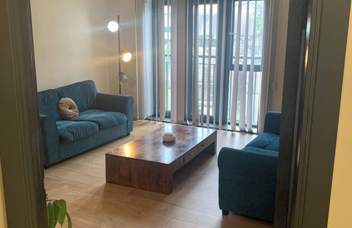 Leicester City Centre Apartment | Luxury Stay with Sauna, Gym, and Pool in Leicester