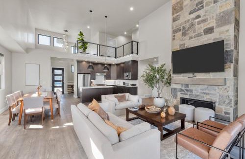 Park City House | Luxury Stays Club, New lovely 5br TH, New Deer Valley 1 min Park City 10 min