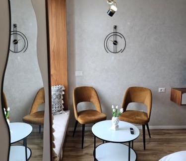 Tirana Apartment | Luxury Studio Apartment Square 21, Seven Heavens