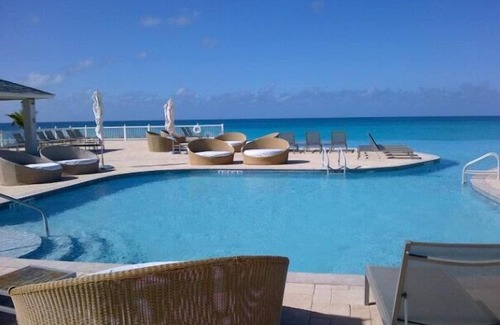 Alice Town Apartment | Luxury Studio At Bimini Bay