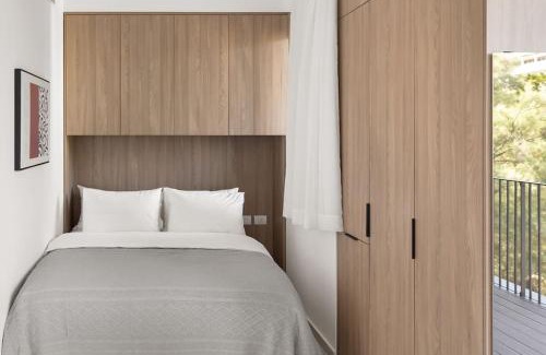 Tel Aviv Promenade Apartment | Luxury Studio Beach Flat 107