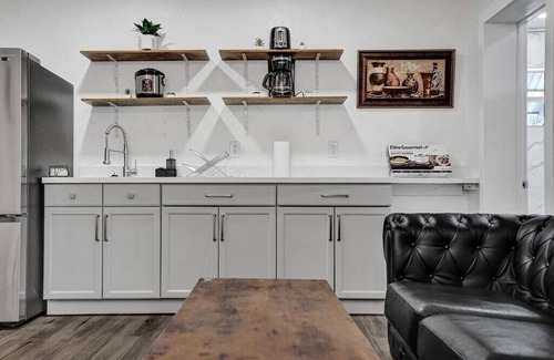 Central Fort Lauderdale Apartment | Luxury Studio near Everything - Parking - Beach