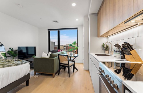 D Street - West Broadway Apartment | Luxury Studio Next to Broadway 1313