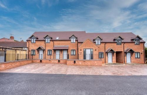Priors Marston Apartment | Luxury Studio Rooms, Stockton, Pet Friendly, Wifi