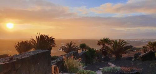 La Asomada Apartment | Luxury studio, sea view, pool