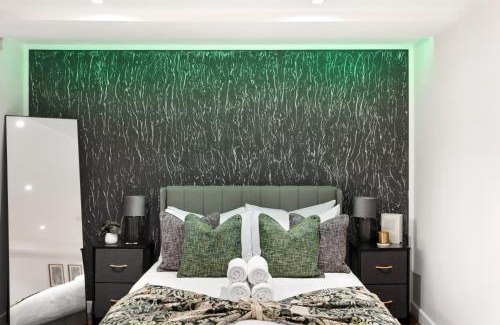Grove Green Apartment | Luxury Studio Stratford London