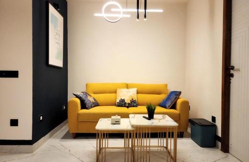 Pallavaram Apartment | Luxury Stylish Comfort Near Airport, bus and train station