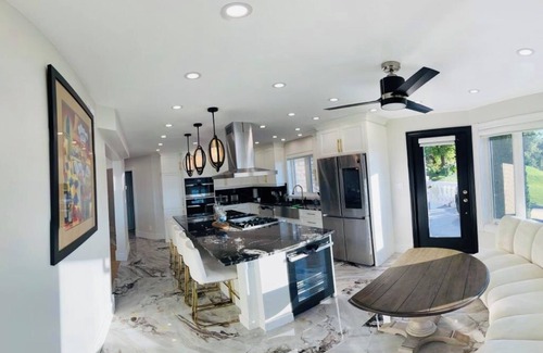 Sudbury House | Luxury Sudbury Lake house