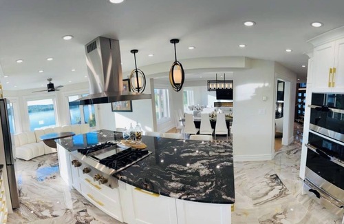 Sudbury House | Luxury Sudbury Lake house