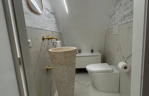 Casamassima House | Luxury Suite 23.06