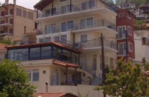 Karitsa Apartment | Luxury Suite 6 Guests Sea View, Amazing Sunrise,3klm From The Sea & Thermalism