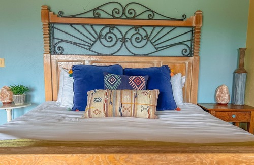 Point Au Roche Cabin | Luxury Suite in Famous Lodge - Jacuzzi + Lake Champlain