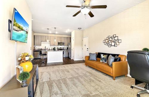 Northside Apartment | Luxury Suite Near Jacksonville Int'l Airport