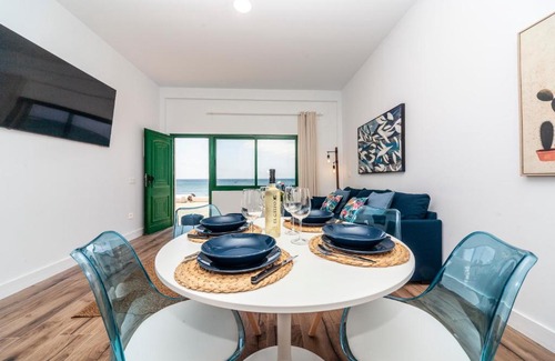 Playa Honda Apartment | Luxury Suite Sea Front V