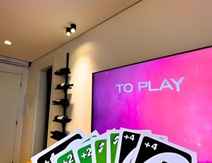 Agua Verde Apartment | Luxury Suite with Balcony & Wine | Batel Premium