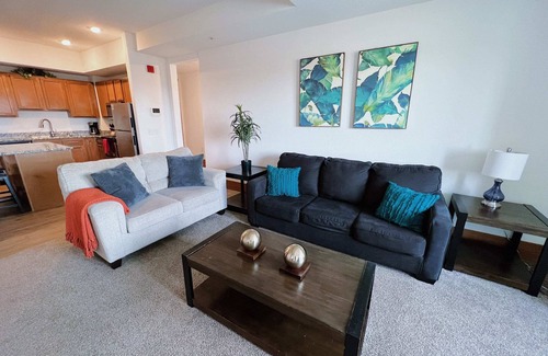 Grandville Apartment | Luxury suite with parking at The Grand Castle