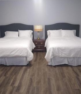 Highland Creek House | Luxury Suites at Military Trail