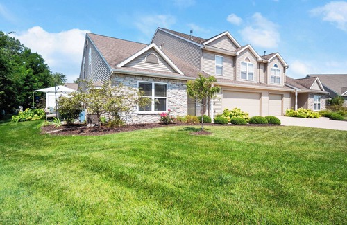 Fort Wayne Villa | Luxury Sun-Drenched 2 BR 2 BA Minutes from Everything