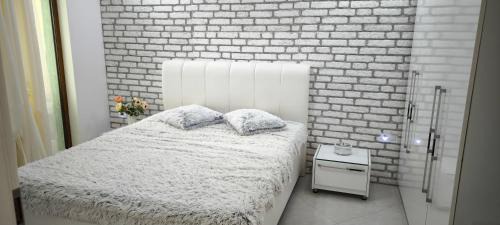 Golden Sands Apartment | Luxury Sunrise Complex Apartment