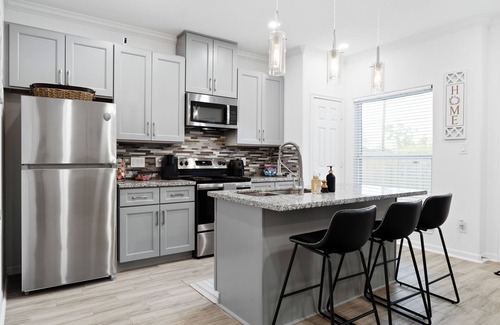 Northeast Houston House | Luxury Texas style 3-bedroom house Minutes from downtown Houston and Airports