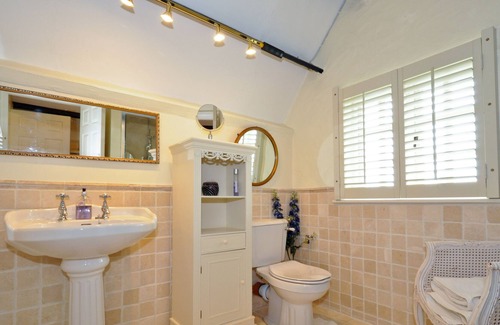 Clarinbridge House | Luxury Thatched Country House situated close to Clarenbridge