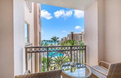 Seven Mile Beach Condo | Luxury Three Bedroom Oasis