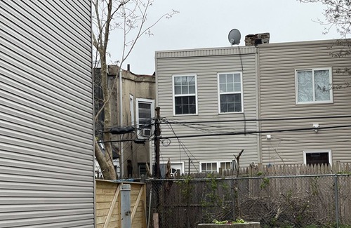 South Philadelphia House | Luxury three-bedroom remodel home your home away from home