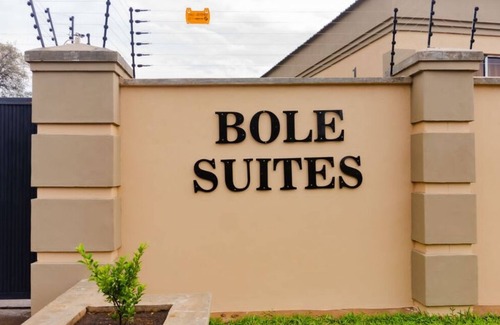 Lilongwe Apartment | Luxury Three-bedroom apartment