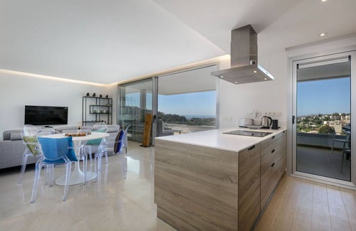 Benahavis Apartment | Luxury Three Bedroom Apartment in Reserva de Alcuzcuz