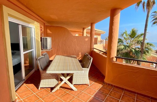 Buenas Noches Apartment | Luxury three bedroom apartment with pool