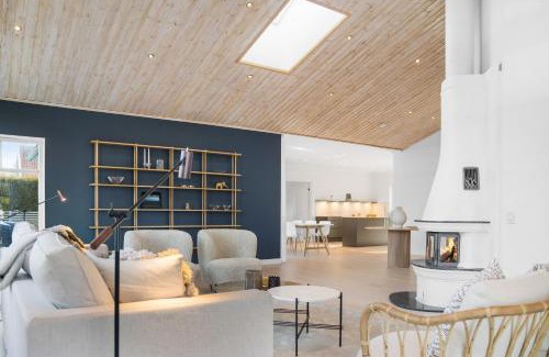 Bastad House | Luxury three-bedroom modern family home in Båstad
