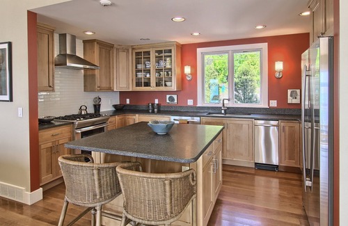 Lake Township House | Luxury Three Bedroom Home On Beautiful, Blue Crystal Lake Waterfront