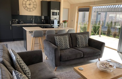 Ringstead Cabin | Luxury Timber Clad Eco-Lodge 5 miles from the Norfolk Heritage Coast