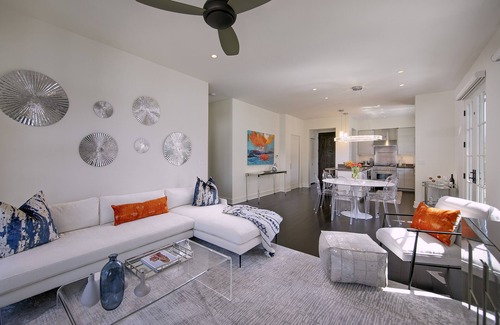 Oak Park Condo | Luxury Top Floor Condo in Heart of Downtown Santa Barbara
