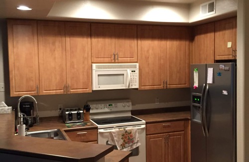 Fox Crossing House | Luxury Town Home on Water in Ocotillo area, Chandler, Arizona