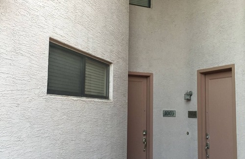 Fox Crossing House | Luxury Town Home on Water in Ocotillo area, Chandler, Arizona
