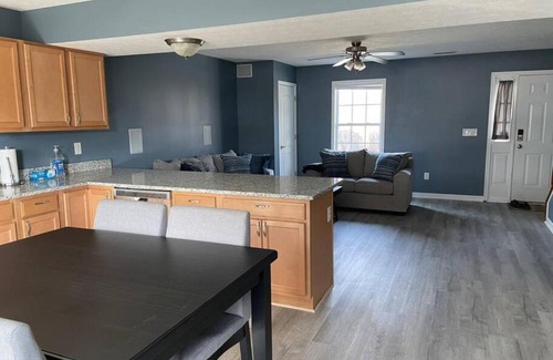 Bloomington House | Luxury Townhome 2 Remodeled February 2021