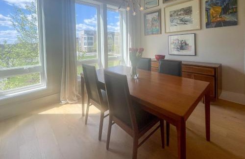 Jefferson Manor House | Luxury Townhome Alexandria Nsf, Uspto, Metro