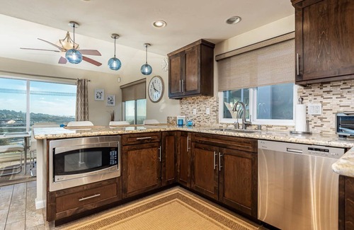 Solana Beach House | Luxury Townhome at the Del Mar Track by the Beach